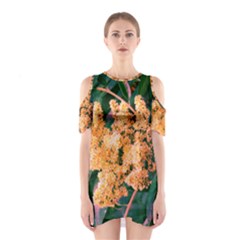 Green And Gold Sideways Sumac Shoulder Cutout One Piece Dress by okhismakingart