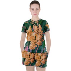 Green And Gold Sideways Sumac Women s Tee And Shorts Set