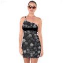 Floral Stars -Black and White, High Contrast One Soulder Bodycon Dress View1