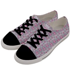 Seamless Pattern Background Men s Low Top Canvas Sneakers