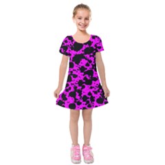 Black And Pink Leopard Style Paint Splash Funny Pattern Kids  Short Sleeve Velvet Dress