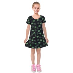 Weed Pattern Kids  Short Sleeve Velvet Dress