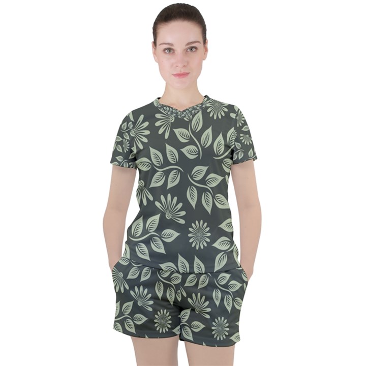 Flowers Pattern Spring Nature Women s Tee and Shorts Set