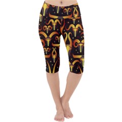 Stylised Horns Black Pattern Lightweight Velour Cropped Yoga Leggings