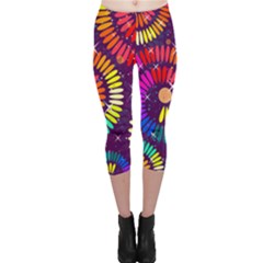 Abstract Background Spiral Colorful Capri Leggings 