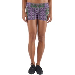 Decorative Juwel And Pearls Ornate Yoga Shorts