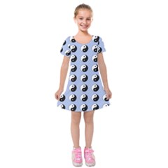 Yin Yang Pattern Kids  Short Sleeve Velvet Dress