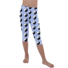 Yin Yang Pattern Kids  Lightweight Velour Capri Leggings 