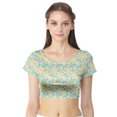 Seamless Pattern Floral Pastels Short Sleeve Crop Top