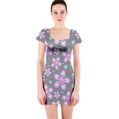 Seamless Pattern Flowers Pink Short Sleeve Bodycon Dress