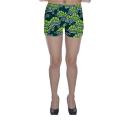 Seamless Turtle Green Skinny Shorts