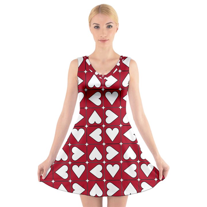 Graphic Heart Pattern Red White V-Neck Sleeveless Dress