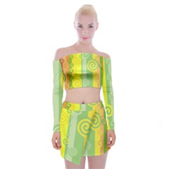 Ring Kringel Background Abstract Yellow Off Shoulder Top With Mini Skirt Set