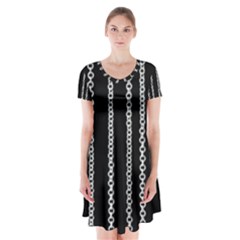 Chains Black Design Metal Iron Short Sleeve V-neck Flare Dress