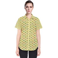 Hexagonal Pattern Unidirectional Yellow Women s Short Sleeve Shirt