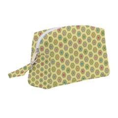 Hexagonal Pattern Unidirectional Yellow Wristlet Pouch Bag (medium)