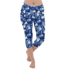 White Flowers Summer Plant Lightweight Velour Capri Yoga Leggings