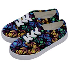 Pattern Background Bright Blue Kids  Classic Low Top Sneakers