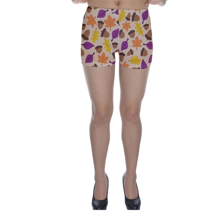 Acorn Leaves Pattern Skinny Shorts