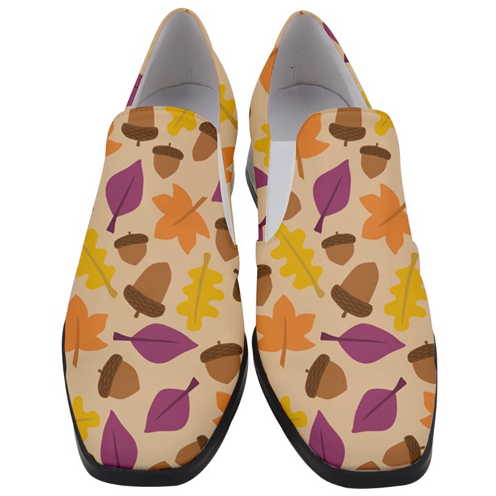 Acorn Leaves Pattern Slip On Heel Loafers