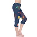 Background Geometric Capri Leggings  View4