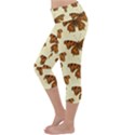 Butterflies Insects Pattern Lightweight Velour Capri Yoga Leggings View2