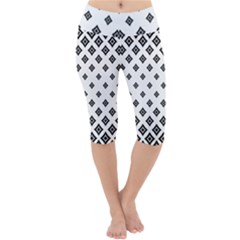 Concentric Plaid Lightweight Velour Cropped Yoga Leggings