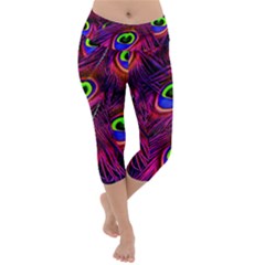 Peacock Feathers Color Plumage Lightweight Velour Capri Yoga Leggings