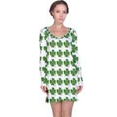 Shamrocks Clover Green Leaf Long Sleeve Nightdress