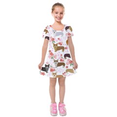 Corgis Corgi Pattern Kids  Short Sleeve Velvet Dress by Sapixe