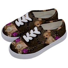 Cute Little Puppy With Flowers Kids  Classic Low Top Sneakers by FantasyWorld7