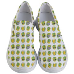 St Patricks Day Background Symbols Women s Lightweight Slip Ons