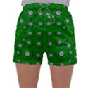 Stars Of Bleeding Hearts In Green Sleepwear Shorts View1