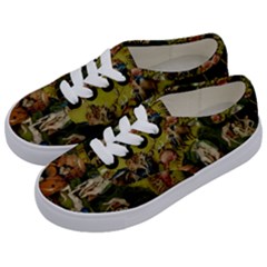 Hieronymus Bosch The Garden Of Earthly Delights (closeup) 3 Kids  Classic Low Top Sneakers