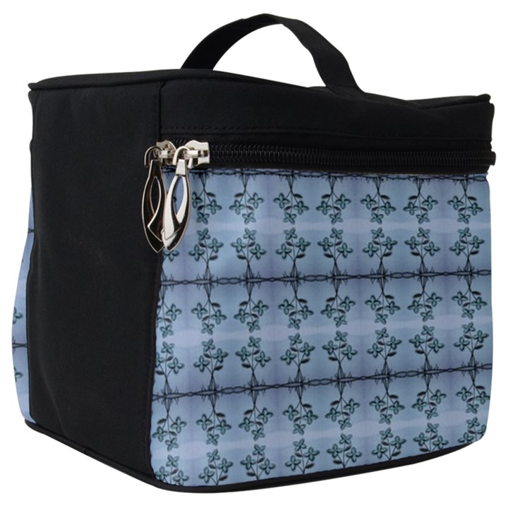 Cute Flowers Pattern Pastel Blue Make Up Travel Bag (Big)