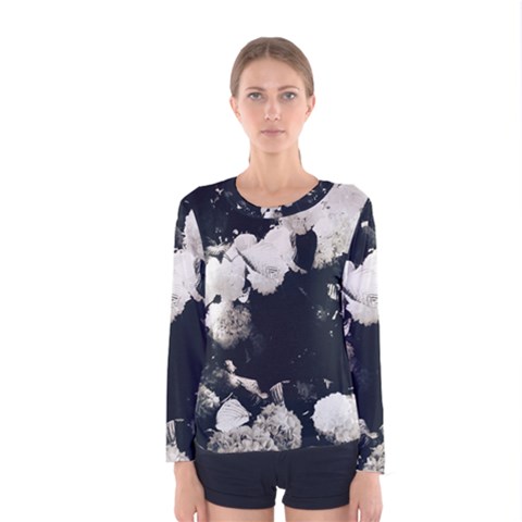 High Contrast Black And White Snowballs Ii Women s Long Sleeve Tee by okhismakingart