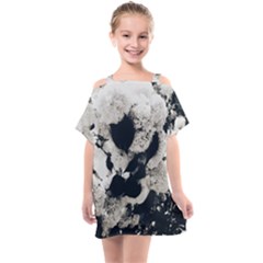 High Contrast Black And White Snowballs Kids  One Piece Chiffon Dress