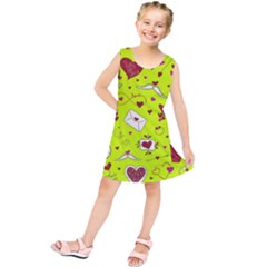 Valentin s Day Love Hearts Pattern Red Pink Green Kids  Tunic Dress by EDDArt