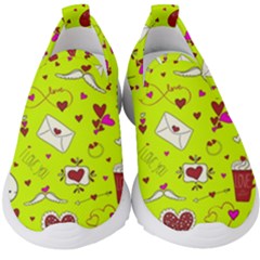 Valentin s Day Love Hearts Pattern Red Pink Green Kids  Slip On Sneakers by EDDArt