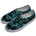 Awesome Skull With Wings Men s Classic Low Top Sneakers View2