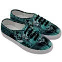 Awesome Skull With Wings Men s Classic Low Top Sneakers View3