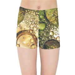 Bubbles Fantasy Green Design Kids  Sports Shorts by Pakrebo