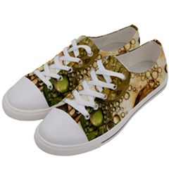 Bubbles Fantasy Green Design Women s Low Top Canvas Sneakers by Pakrebo