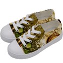 Bubbles Fantasy Green Design Kids  Low Top Canvas Sneakers View2