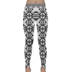 Seamless Wallpaper Pattern Ornamen Black White Classic Yoga Leggings by Pakrebo