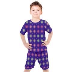 Flowers Pattern Ornament Symmetry Kids  Tee And Shorts Set by Pakrebo