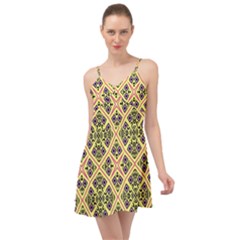 Seamless Wallpaper Geometric Yellow Summer Time Chiffon Dress