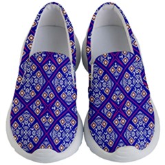 Symmetry Digital Art Pattern Blue Kids  Lightweight Slip Ons by Pakrebo