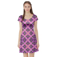 Seamless Wallpaper Geometric Pink Short Sleeve Skater Dress by Pakrebo