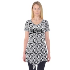 Ornamental Checkerboard Short Sleeve Tunic 